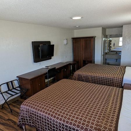 Hillcrest Inn&Suites Ozona Extérieur photo