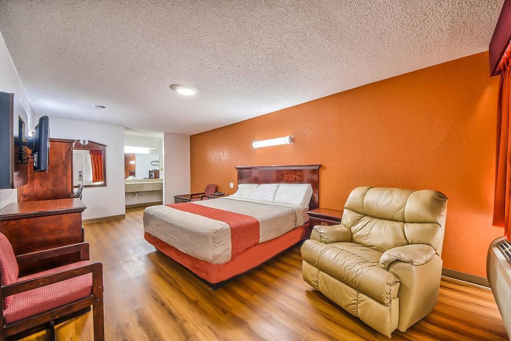 Hillcrest Inn&Suites Ozona Extérieur photo